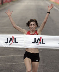 Светлана Захарова - победительница Honolulu Marathon 2009